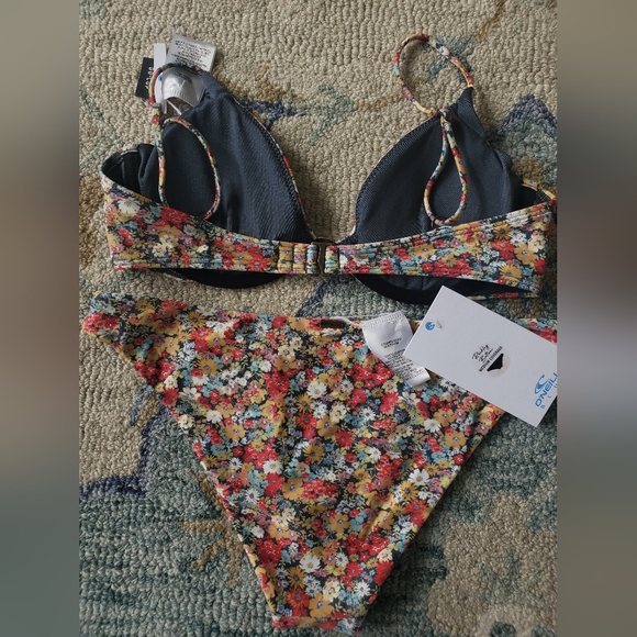 O'Neill Eden Ditsy Floral Bikini S - Picture 5 of 8